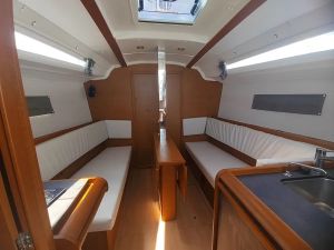 Sun Odyssey 349