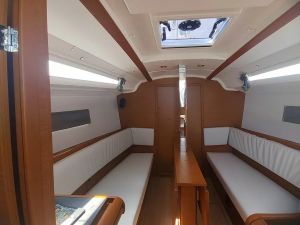 Sun Odyssey 349