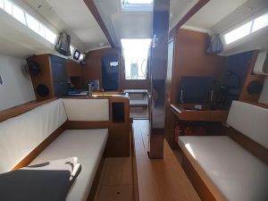 Sun Odyssey 349