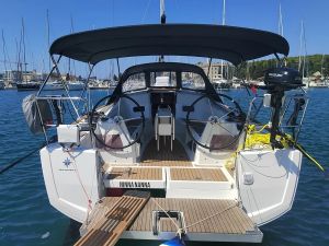 Sun Odyssey 349