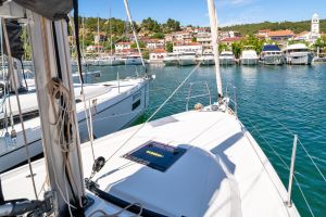 Dufour 37
