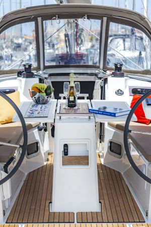 Oceanis 34.1