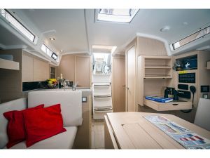 Oceanis 34.1