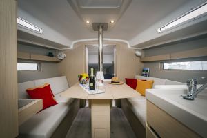 Oceanis 34.1