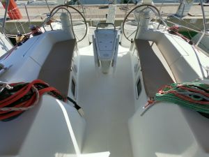 Sun Odyssey 42