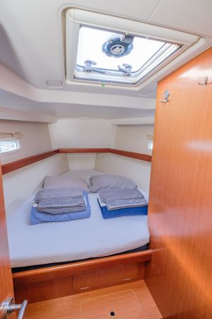 Oceanis 43