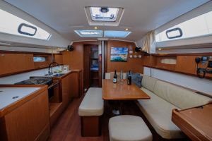Oceanis 43