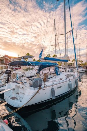 Oceanis 43