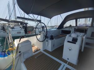 Sun Odyssey 440