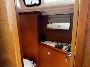 Sun Odyssey 349