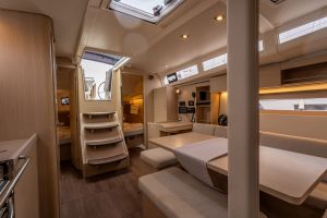 Oceanis 37.1
