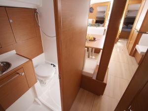 Sun Odyssey 449