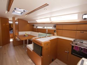 Sun Odyssey 449
