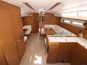 Sun Odyssey 449