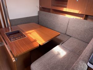 Hanse 385