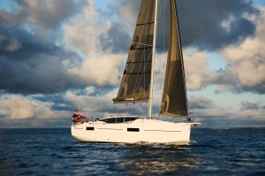 Maxus 35