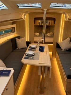 Maxus 35