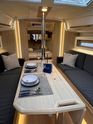 Maxus 35