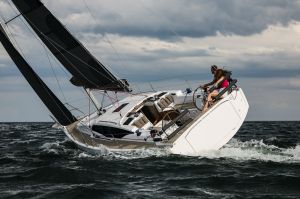 Maxus 35
