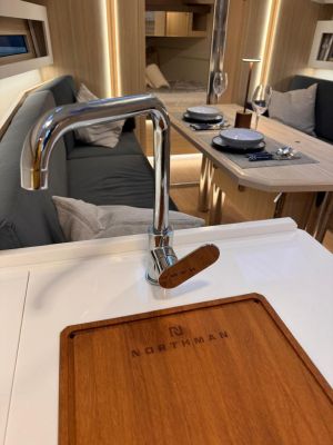 Maxus 35