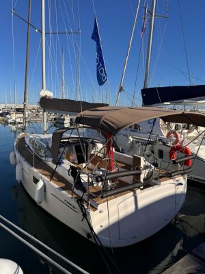 Maxus 35