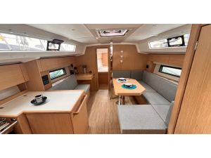 Bavaria C42