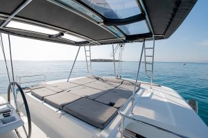 Lagoon 50