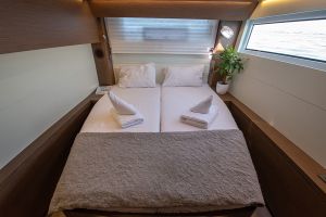 Lagoon 50
