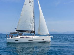 Dufour 430 GL