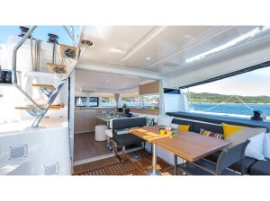 Lagoon 43