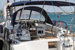 Oceanis 43