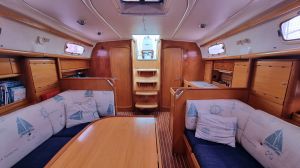 Bavaria Cruiser 37