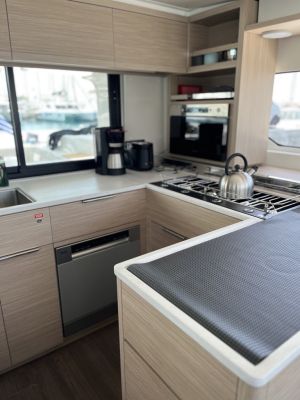 Lagoon 46