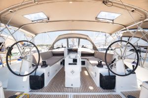 Sun Odyssey 440