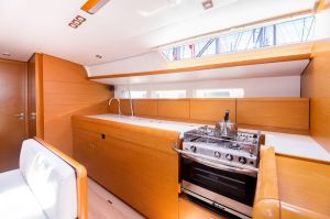 Sun Odyssey 440