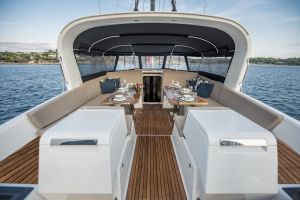 Jeanneau 64