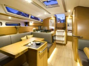 Sun Odyssey 45