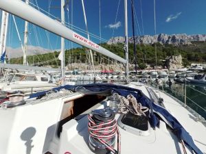 Sun Odyssey 42