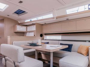 Dufour 470