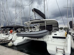 Lagoon 42