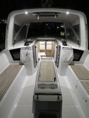 Oceanis 38