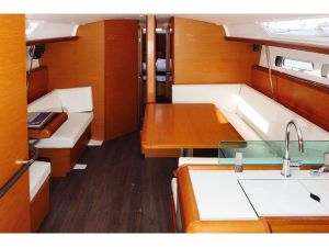 Sun Odyssey 449