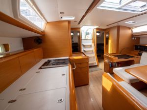 Sun Odyssey 519