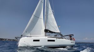 Sun Odyssey 380