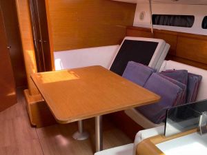 Sun Odyssey 439