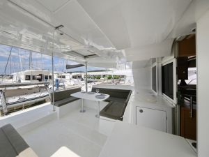 Lagoon 450  Flybridge
