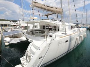 Lagoon 450  Flybridge