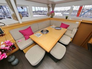 Lagoon 450  Flybridge