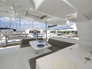 Lagoon 450  Flybridge