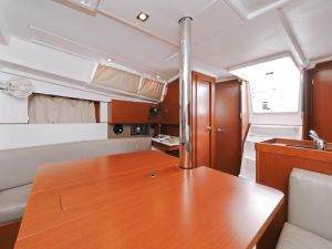 Oceanis 35.1